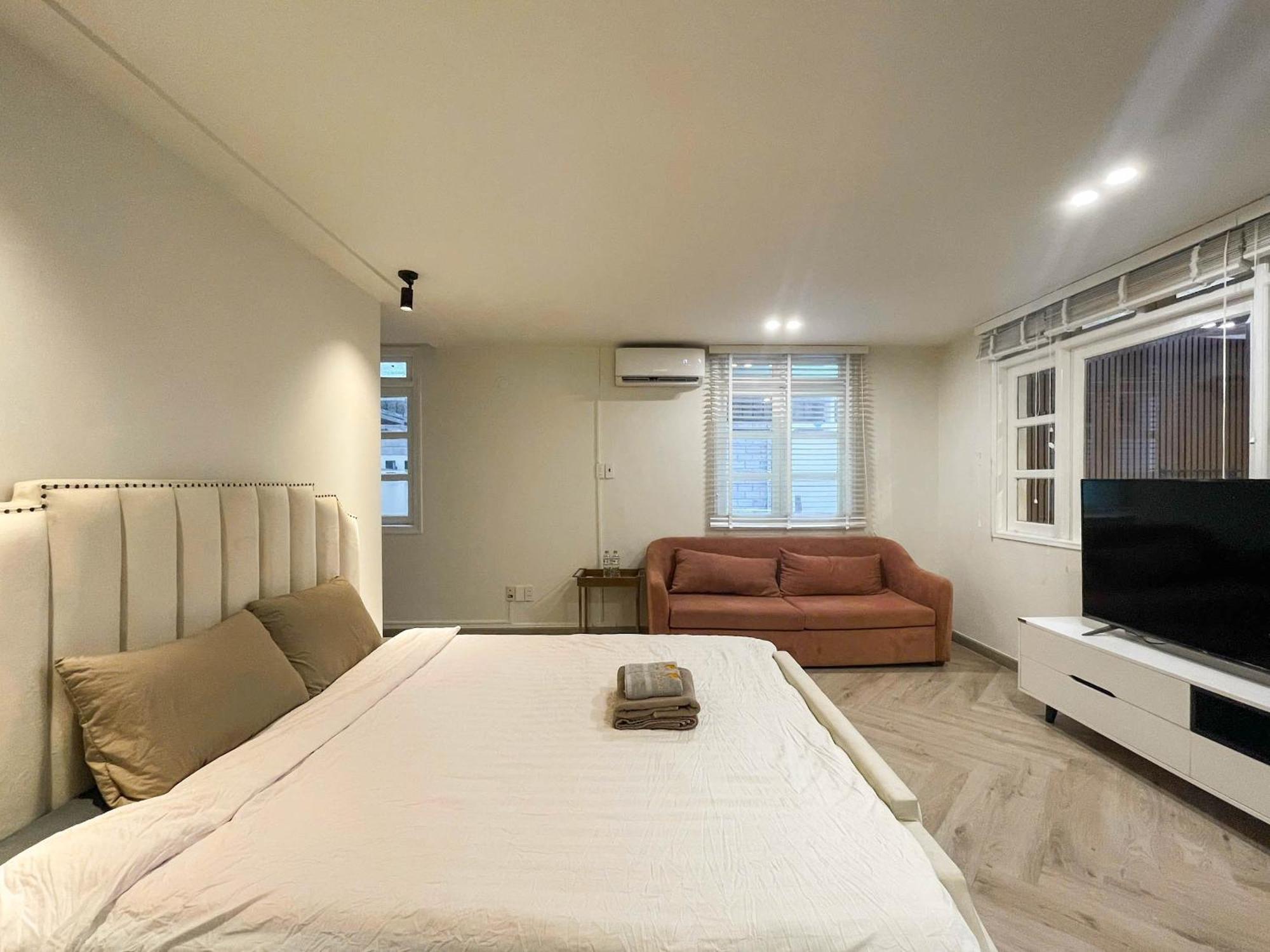 Apartment Zeus Living - In An Phu